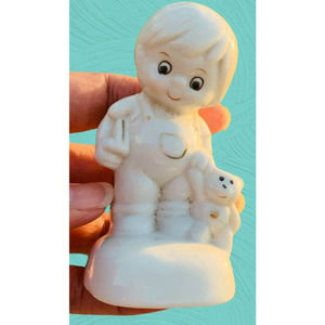 VINTAGE Shia Yih Porcelain figurine boy